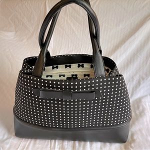 kate spade polka dot handbag with black accents (11” wide x 9” tall x 4” deep)
